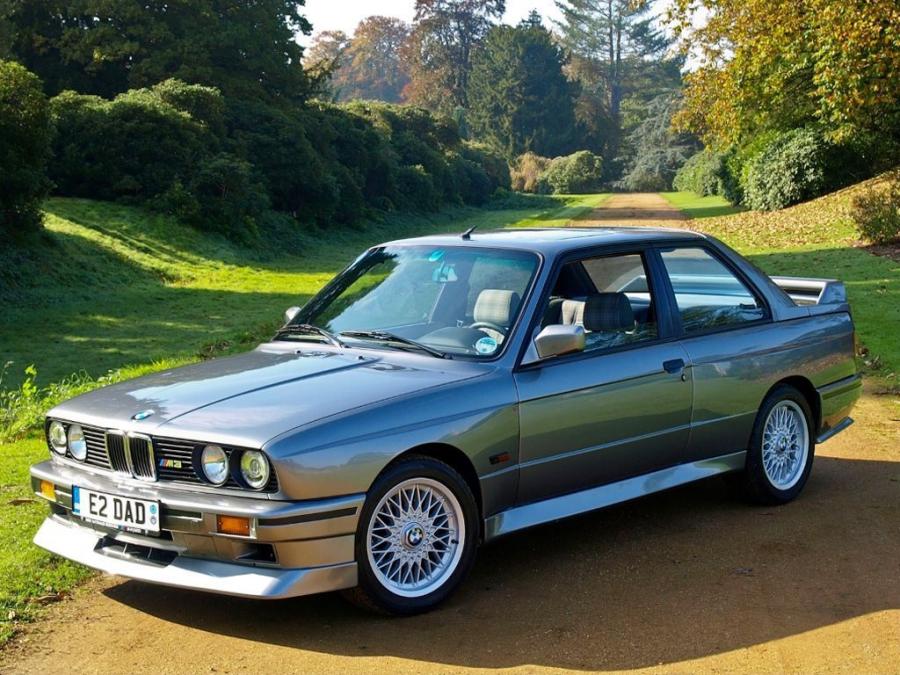  BMW M3 Evolution II 1988 года  (фото 2 из 17)